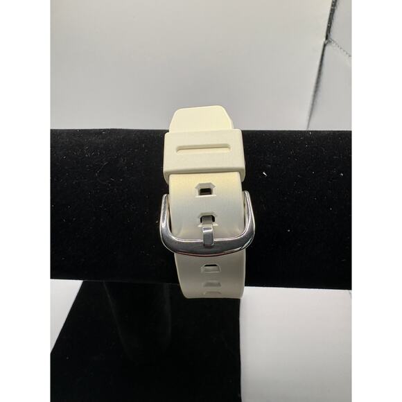 Casio G-Shock Gma-P2100 Women White Casioak Analog Digital 20Bar Watch White